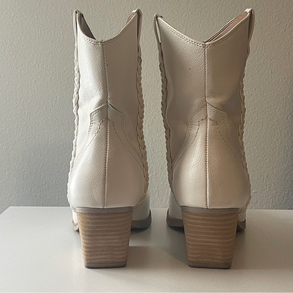 Dolce Vita | White Cowboy Boots - Picture 10 of 12